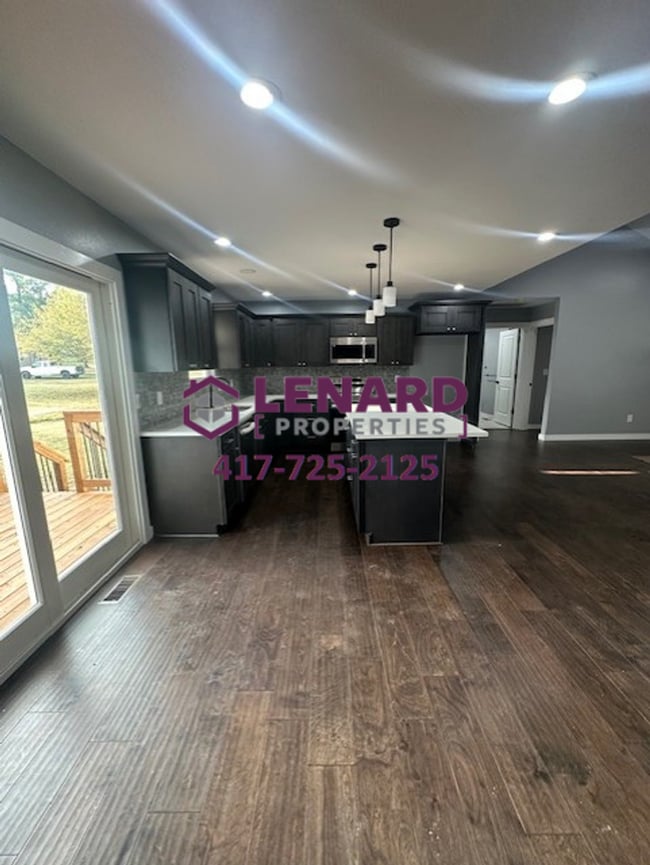 Building Photo - Brand New 3 Bedroom Home!
