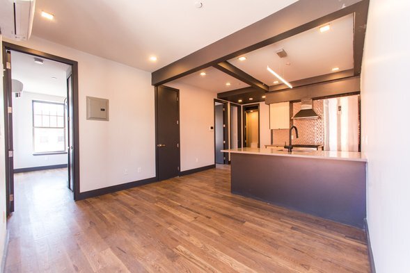 Building Photo - 370 Throop Ave