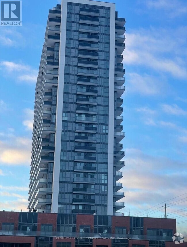 Building Photo - 2545-2545 Simcoe St N