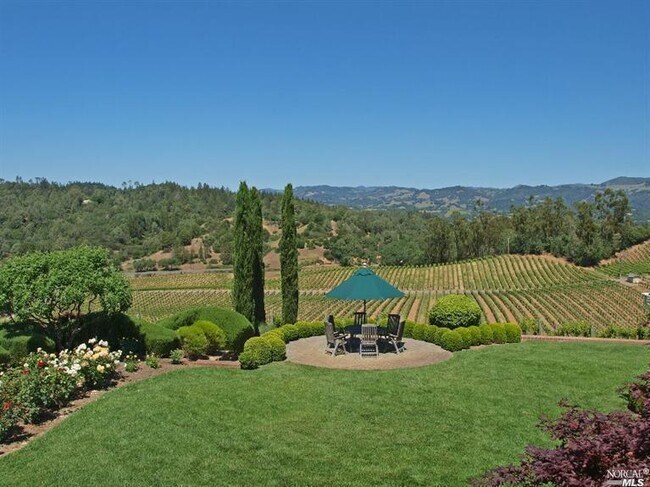 Foto del edificio - 755 Canyon Rd