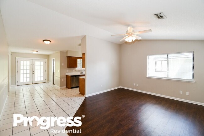 Building Photo - 8257 Knotts Landing Dr N
