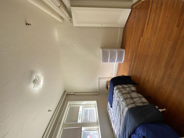 Building Photo - bedroom in Boston MA 02135