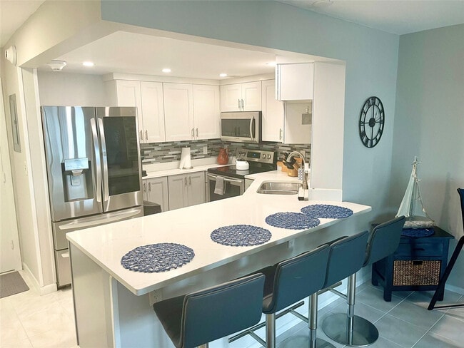 Building Photo - 133 N Pompano Beach Blvd