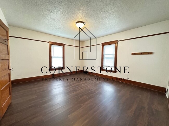 Building Photo - 841 S 18th St