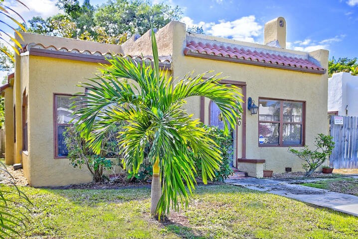 Primary Photo - 520 28th St
