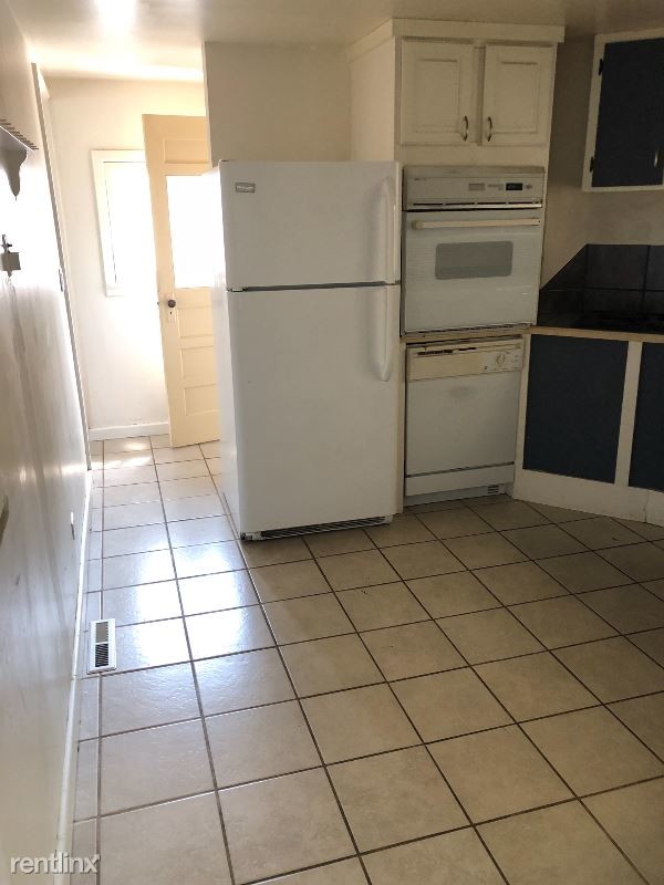 Building Photo - 4 br, 2 bath House - 1305 W Mulberry St