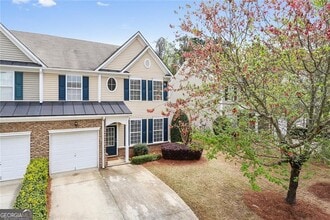 Building Photo - 3705 Hutchinson Trace Dr
