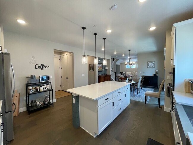 Foto del edificio - 7034 Fireside Way