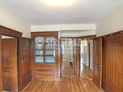 Building Photo - 2 bedroom in Boston MA 02135