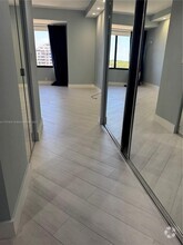 Building Photo - 201 Crandon Blvd