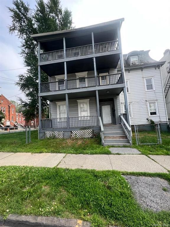 60 Noxon St, Poughkeepsie, NY 12601 Room for Rent in Poughkeepsie, NY