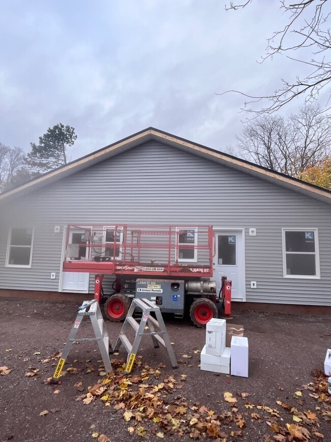 Building Photo - 149 Central St