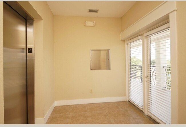 Foto del edificio - Penthouse Living in the Heart of Downtown ...