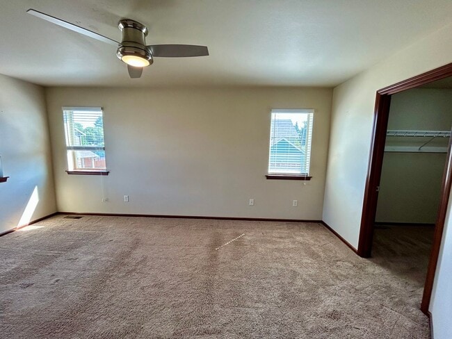 Foto del edificio - 5244 Arrow Ct