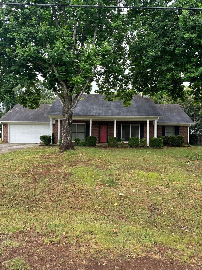Building Photo - 161 Raspberry Way