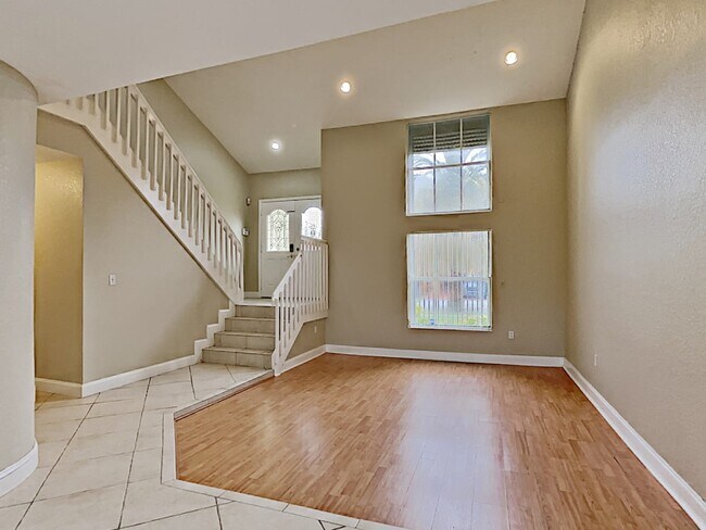 Building Photo - 14342 SW 90th Ter