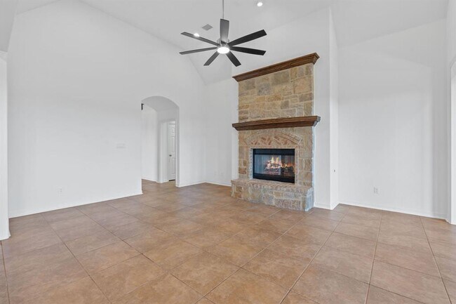 Building Photo - 13271 Mesa Verde Dr