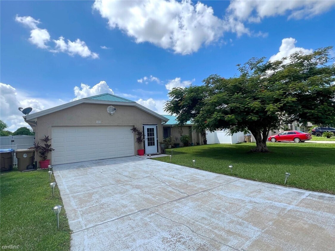 189 La Paz Dr, Kissimmee, FL 34743 House Rental in Kissimmee, FL
