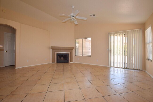 Foto del edificio - Beautiful Gilbert Home!