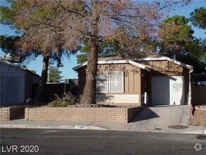 Building Photo - 7340 Empress Dr