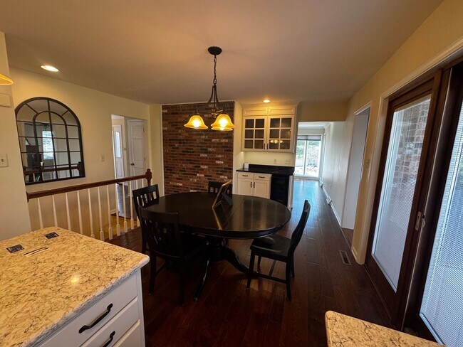 Foto del edificio - 3 bedroom,3.5bath.