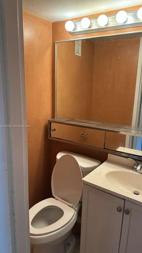 Foto del edificio - 3660 NE 166th St