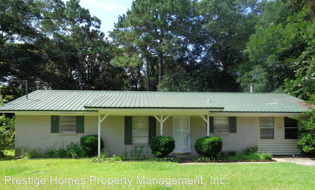 Primary Photo - 4 br, 2.5 bath House - 39 Verna Circle