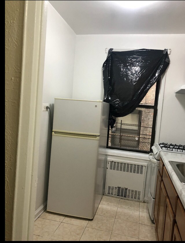 Primary Photo - 647 W 207th St