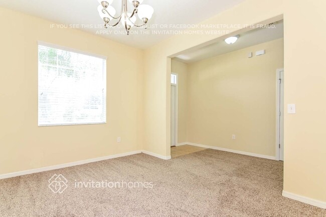 Building Photo - 3227 Berwick Ln