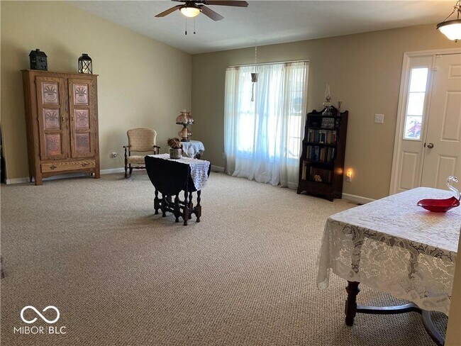Building Photo - 10201 N 150 E