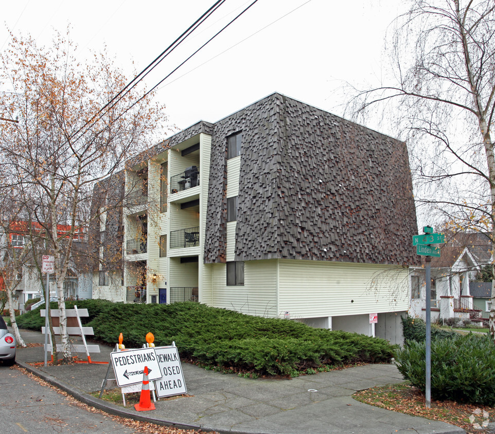 Primary Photo - 801 N 43rd St