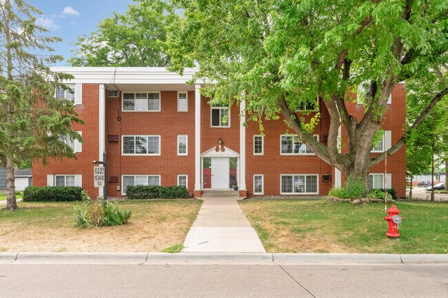 Building Photo - 6227 W 34th St