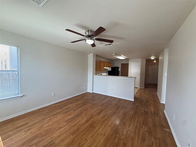 Foto del edificio - 241 Carriage Way