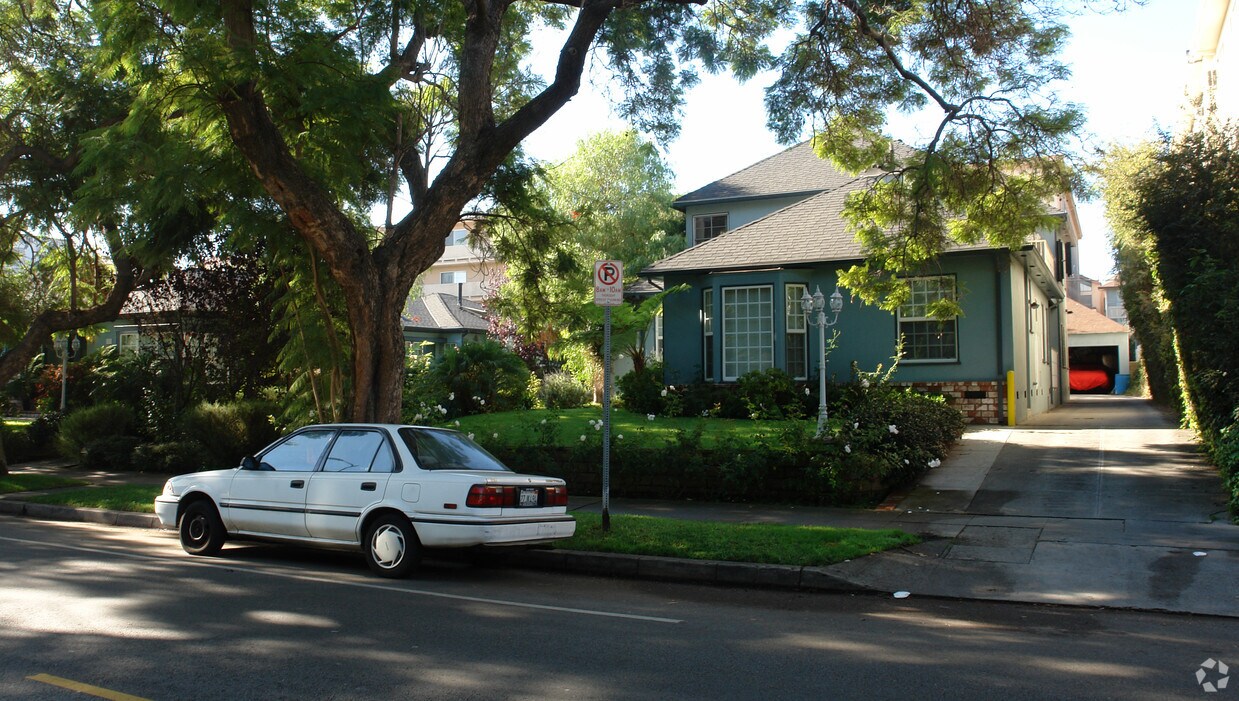 Primary Photo - 1505 Veteran Ave