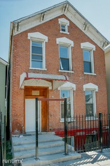 Foto principal - 1 br, 1 bath Apartment - 1117 W 18th Pl