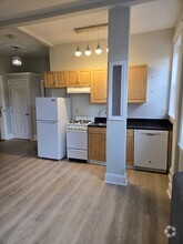 Building Photo - 96 Conwell Ave