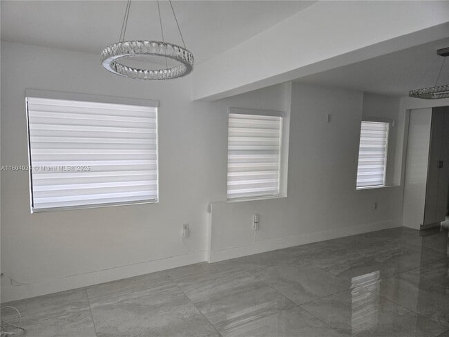 Foto del edificio - 841 S 24th Ave
