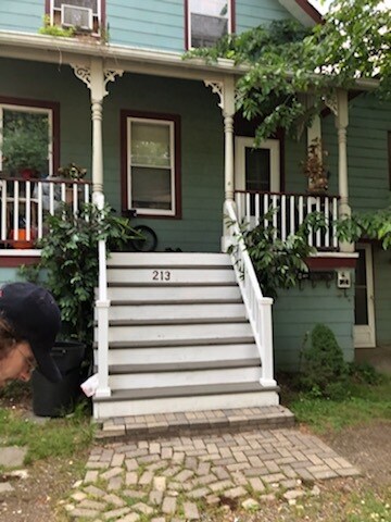 Front of house - 213 Walnut St