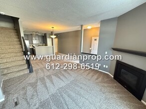 Building Photo - 2678 Mallard Dr