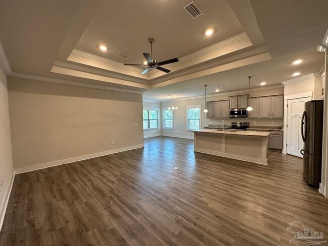 Building Photo - 10040 Tuscan Ct