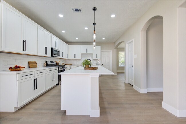 Foto del edificio - 5512 Canyon Bluff Ln