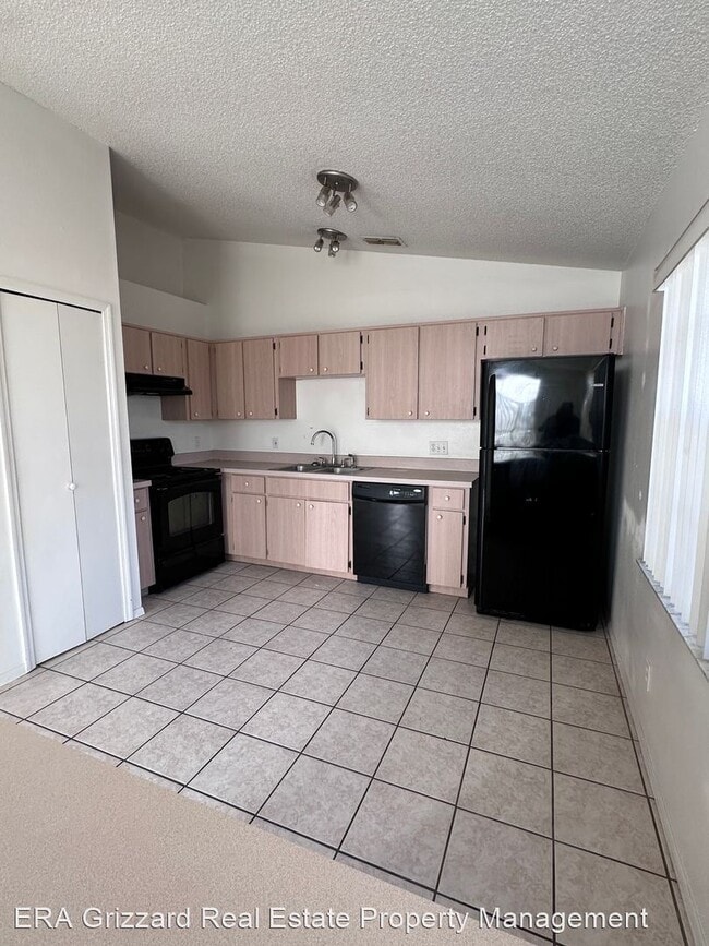 Building Photo - 3 br, 2 bath House - 3036 Patel Drive