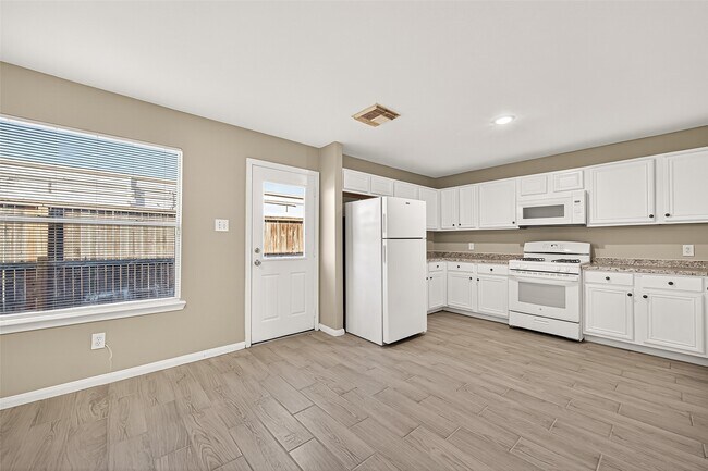 Foto del edificio - 17250 Cricketbriar Ct