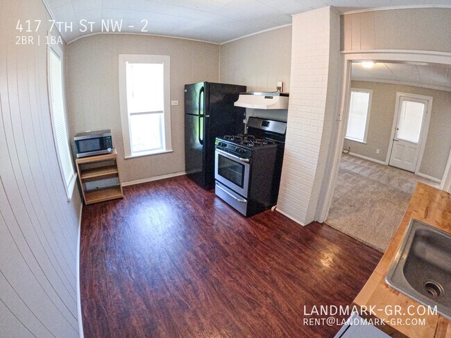 Foto del edificio - 417 7th St NW