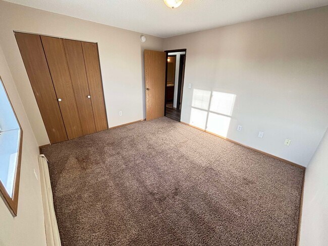 Building Photo - Brickview Apartments