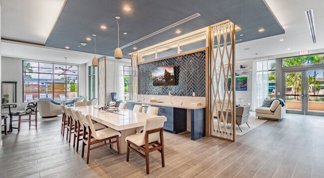 Building Photo - Marina del Viento