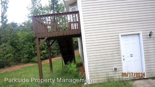 Building Photo - 195 Hunters Ter