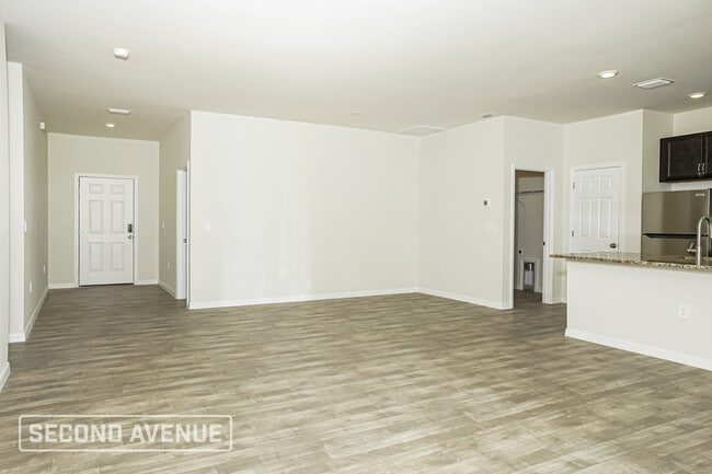 Building Photo - 4737 Manila Ave