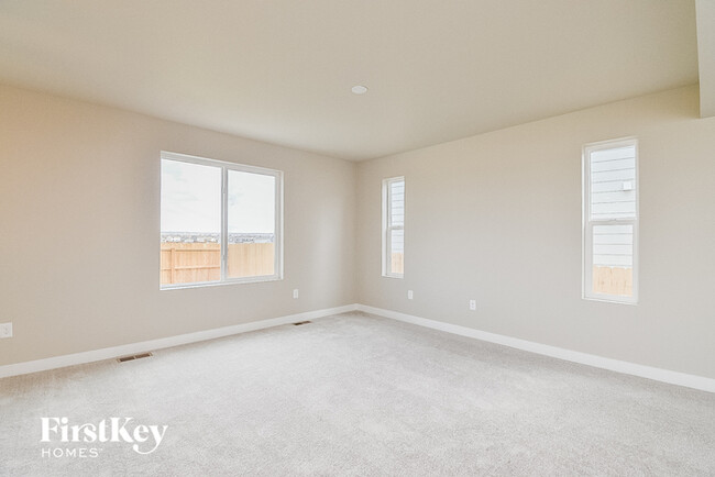 Building Photo - 10118 Luneth Dr