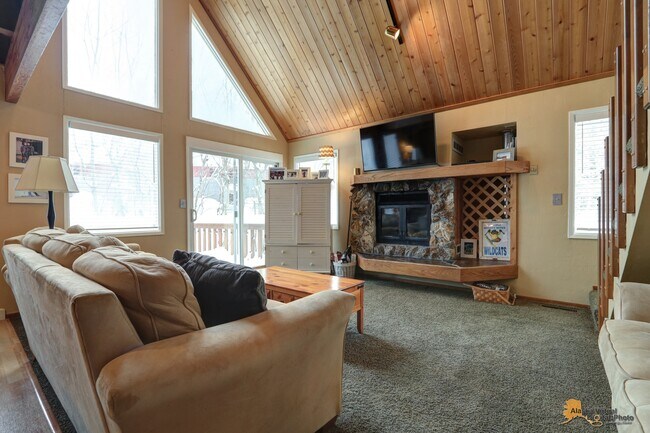 Building Photo - 432 Alyeska View Ave